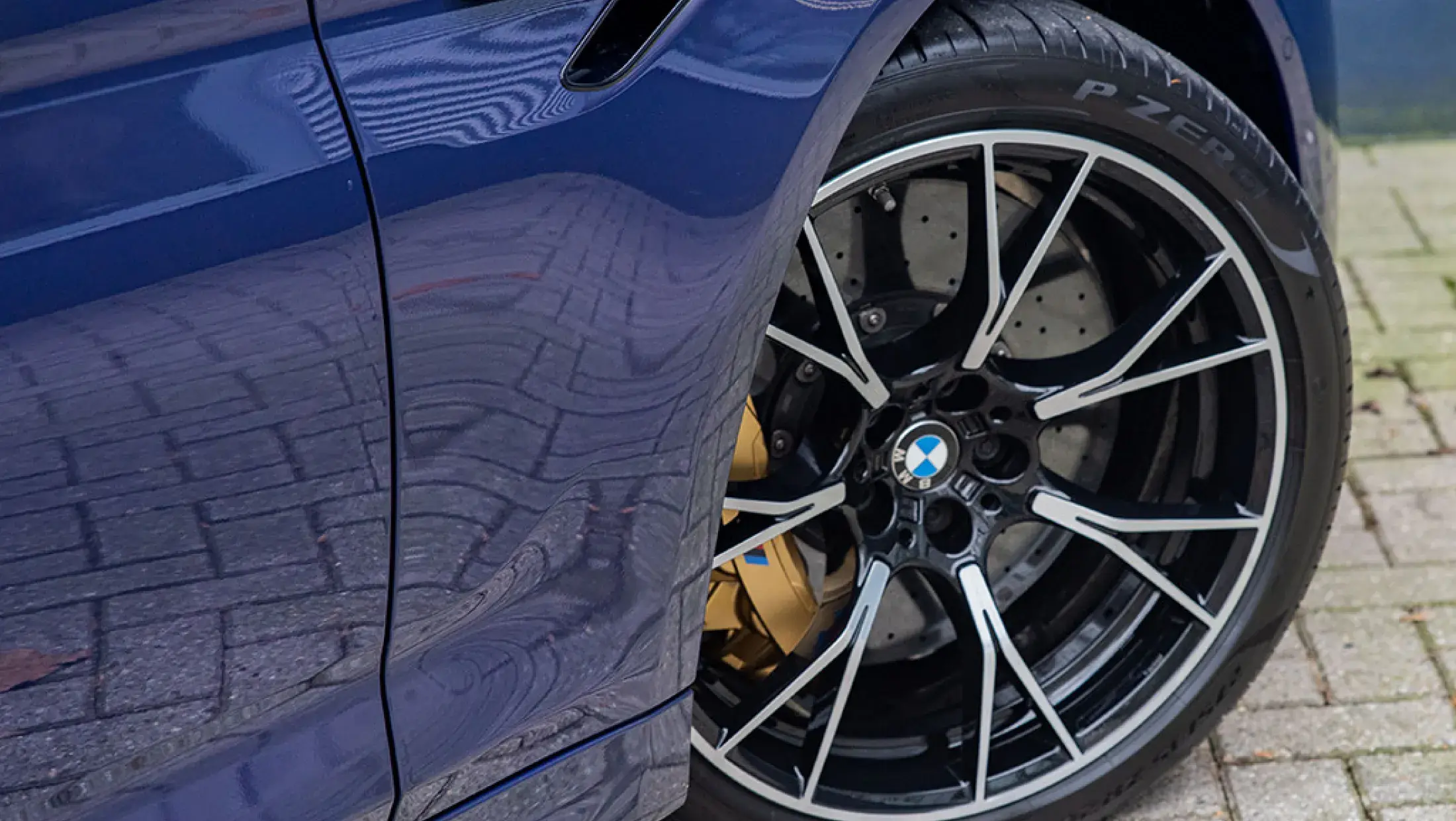 BMW M5 Competition F90 BMW Individual Sepia Metallic vollederen Manufactur bekleding Tartufo